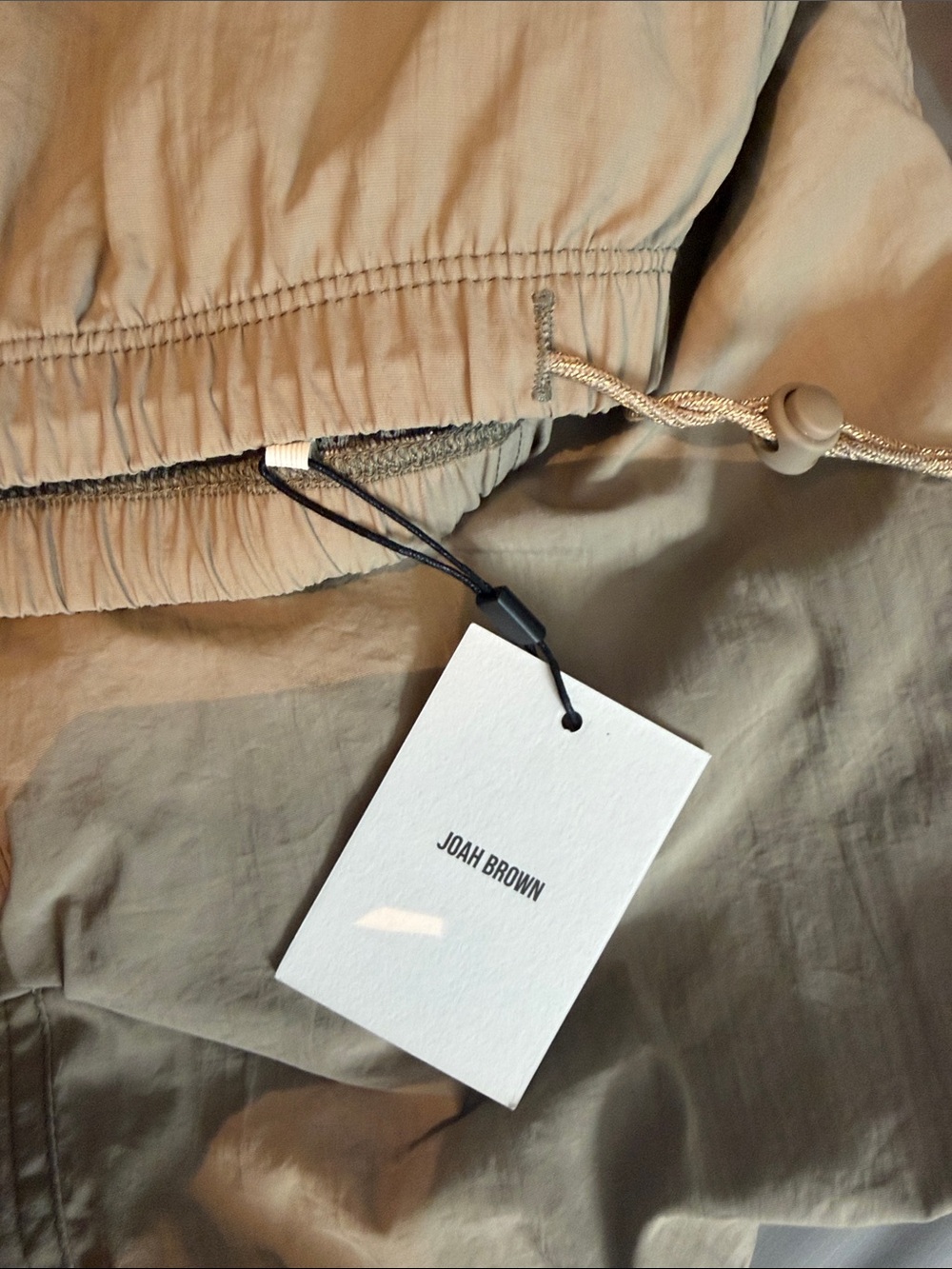 JOAH BROWN Ruched Track Hiking Pant Cargo Nylon NWT FAWN Tan (FIT101) - Picture 7 of 7